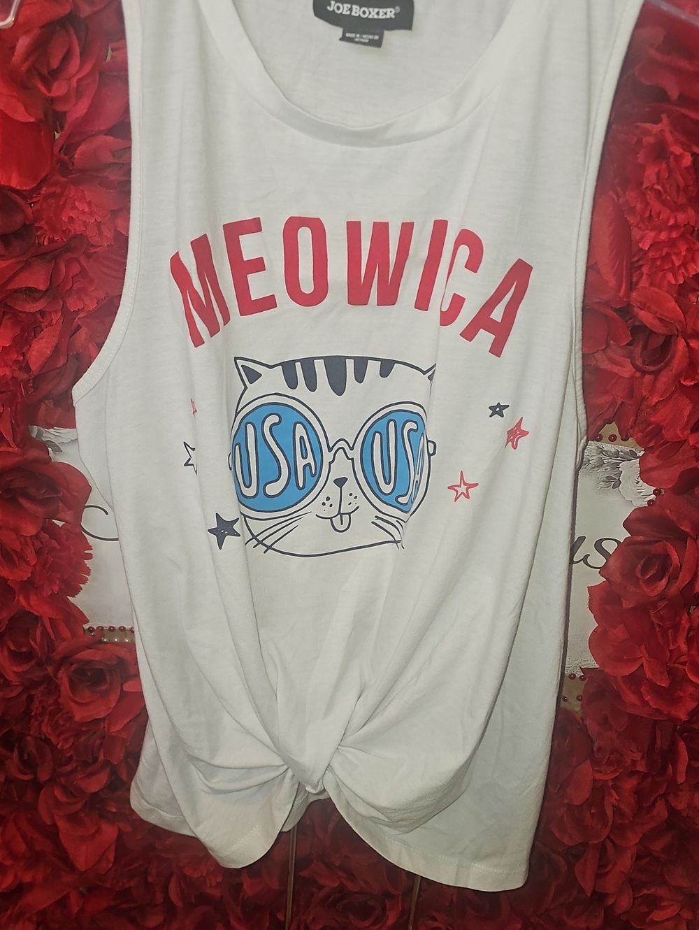 Joe Boxer White 'MEOWICA' Graphic Knot-Front Tank Cat Blue Sunglasses Medium